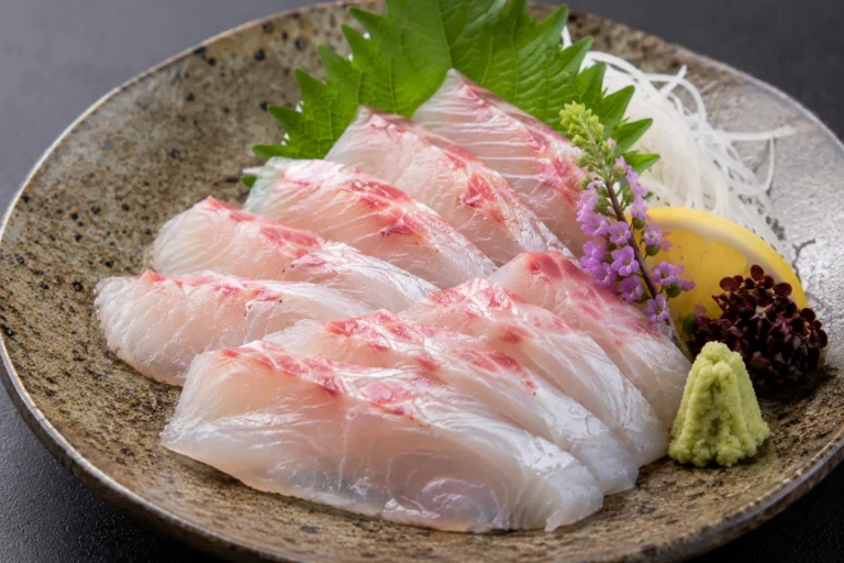 マダイの鯛の刺身